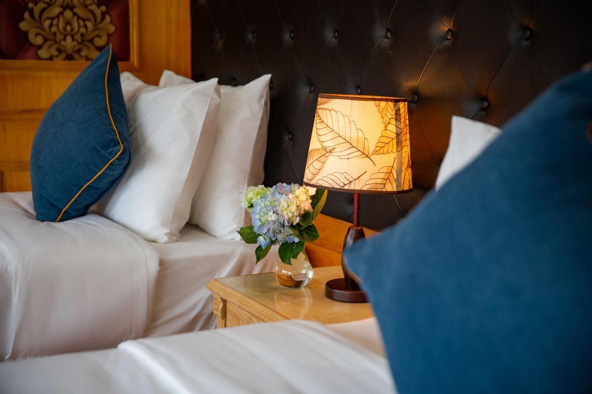 Venezia Boutique Cruises - Catba Island Hotel Chan Chau ภายนอก รูปภาพ