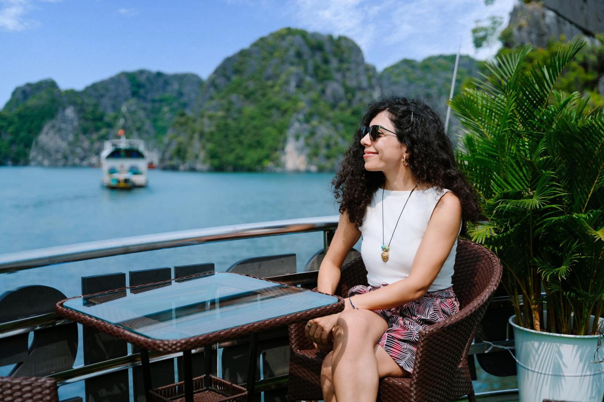 Venezia Boutique Cruises - Catba Island Hotel Chan Chau ภายนอก รูปภาพ