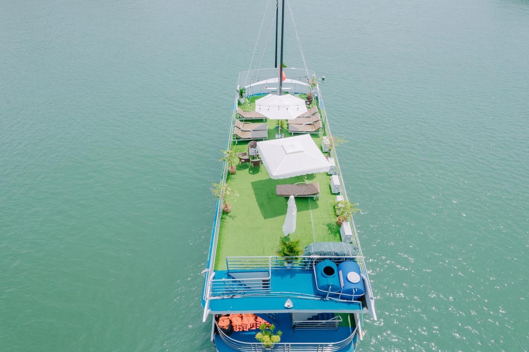 Venezia Boutique Cruises - Catba Island Hotel Chan Chau ภายนอก รูปภาพ